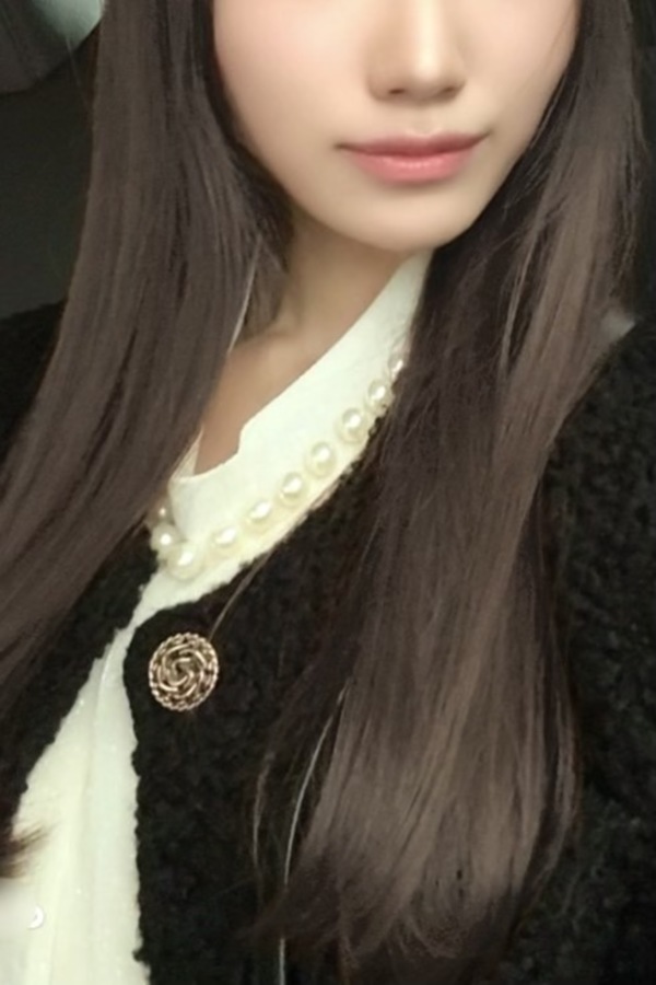 朝嶋　みなこ