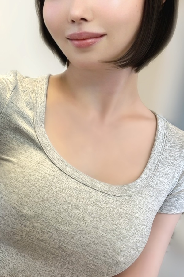 桃枝　あやめ